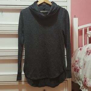 Women's turtleneck long sleeve shirt